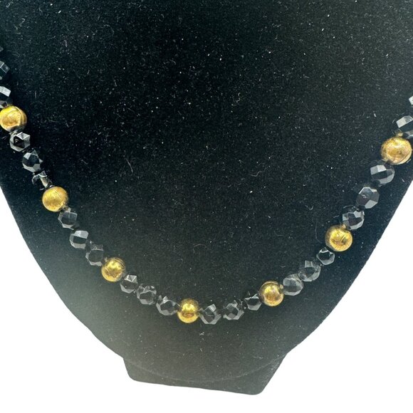 Black & Gold Beaded Necklace With Faceted Design & Unique Detailing - Picture 2 of 6